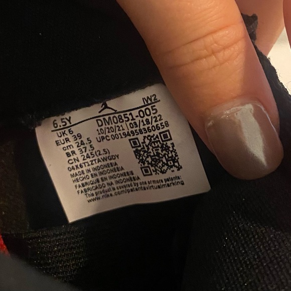 NWT Jordan’s - Picture 8 of 8